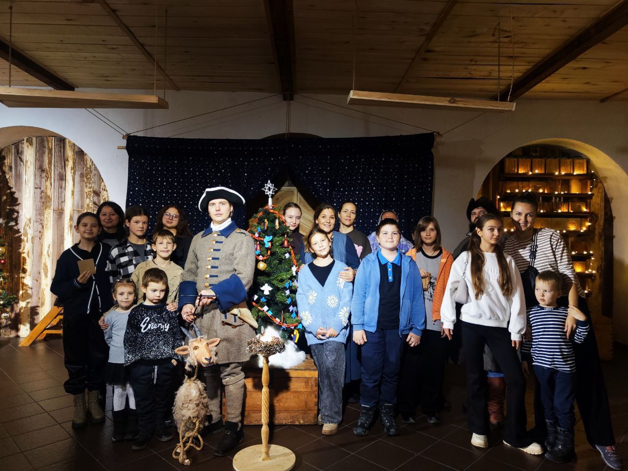 "Новогодняя игрушка в Пряничном доме"